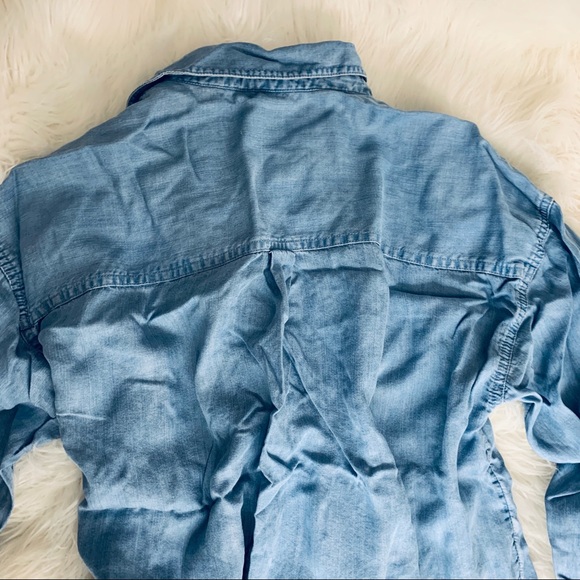 Jean button up top - Picture 3 of 4